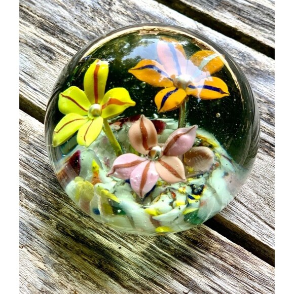 Murano Art Glass Paperweight Star Gazer Lily - Picture 5 of 13